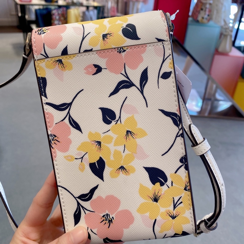 Kate Spade Lily bloom Phone Crossbody - Picture 4 of 8